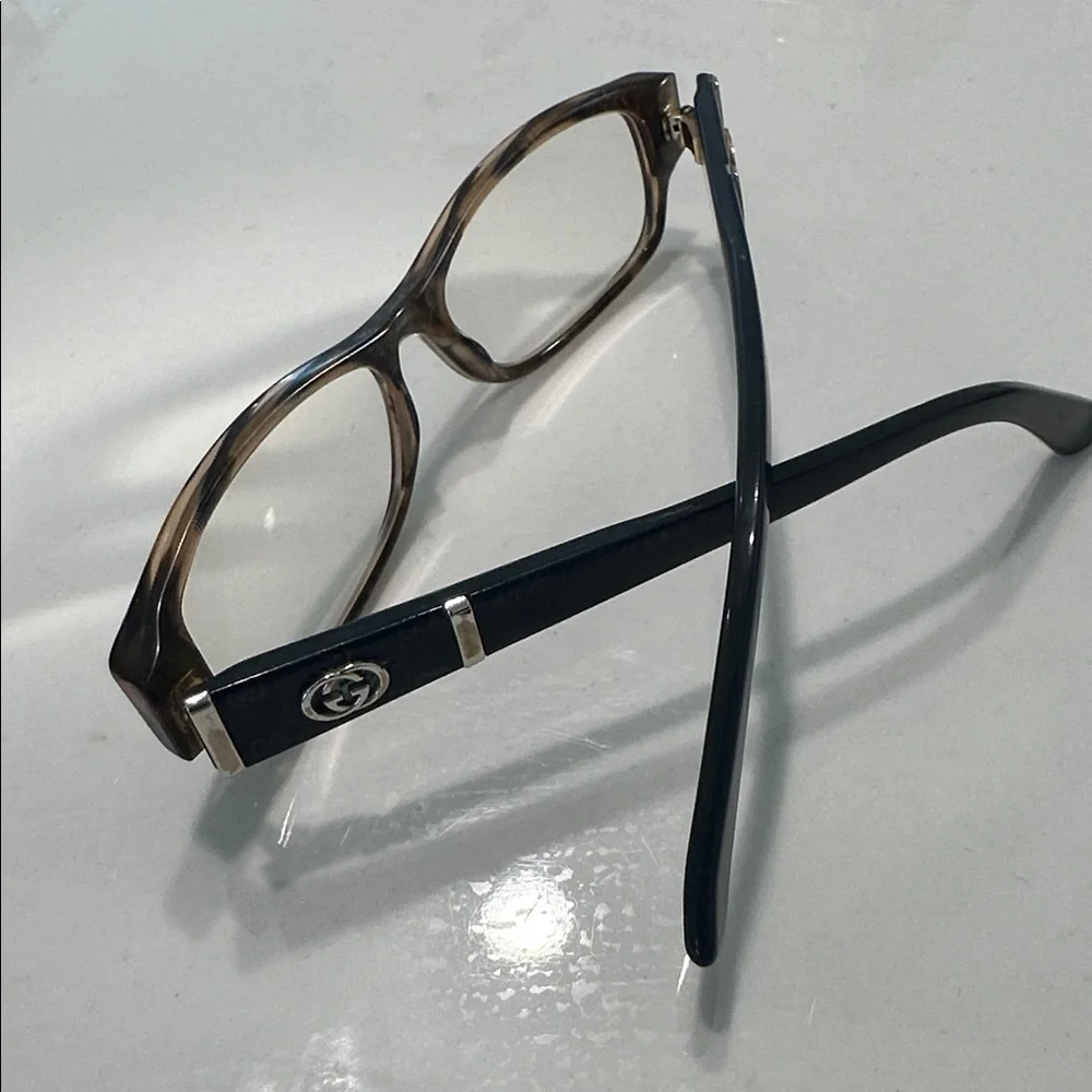 Gucci Blue Temple Tortoiseshell Front presentation Eyeglasses with Gold Logo